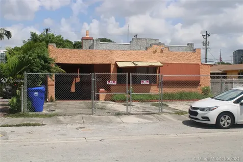 1857 NW 6th Street Miami FL 33125