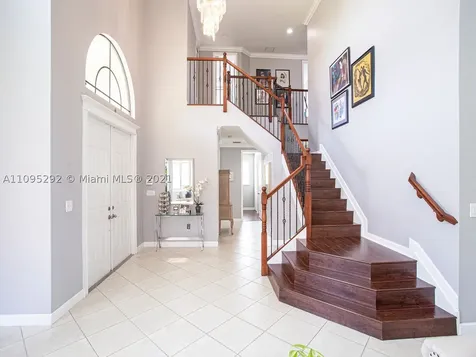 18862 SW 77th Court Cutler Bay FL 33157