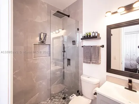 18862 SW 77th Court Cutler Bay FL 33157