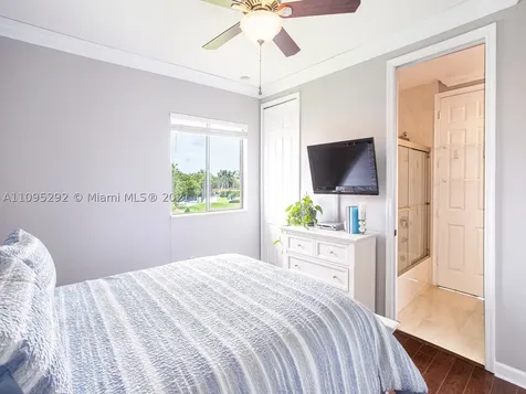 18862 SW 77th Court Cutler Bay FL 33157