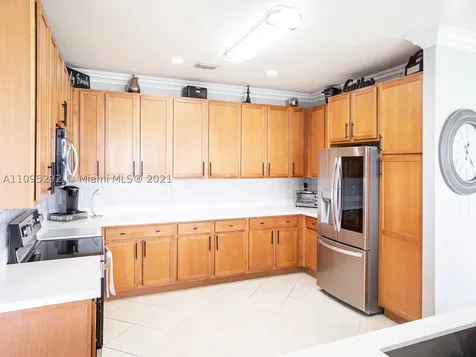 18862 SW 77th Court Cutler Bay FL 33157