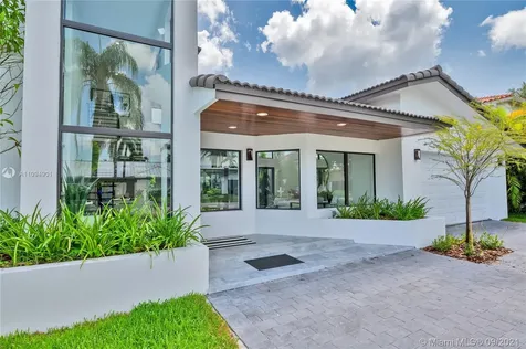 5641 SW 58th Court South Miami FL 33143