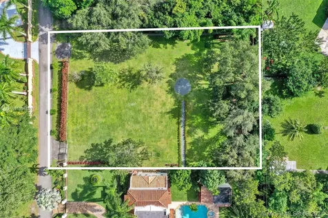 6848 SW 68th Street South Miami FL 33143
