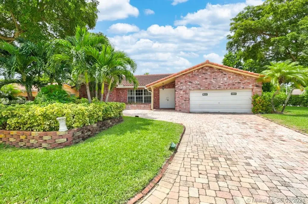 1298 NW 85th Terrace Coral Springs FL 33071