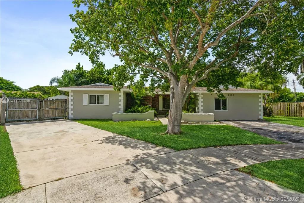 9550 SW 188th Terrace Cutler Bay FL 33157