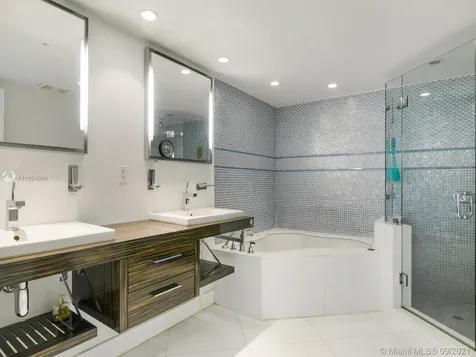 16699 Collins Avenue Sunny Isles Beach FL 33160