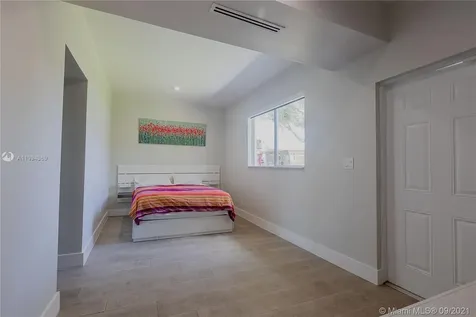 7945 SW 97th Terrace Miami FL 33156