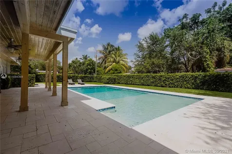 7945 SW 97th Terrace Miami FL 33156