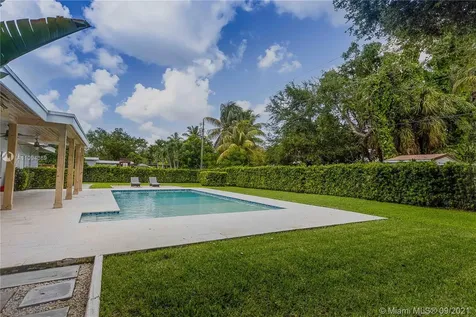 7945 SW 97th Terrace Miami FL 33156