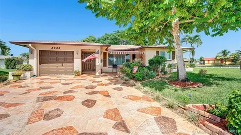 5805 NW 69th Avenue Tamarac FL 33321