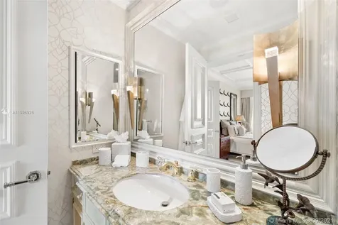 1643 Brickell Avenue Miami FL 33129