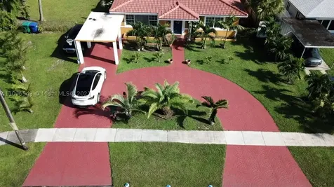 853 NE 164th Street North Miami Beach FL 33162
