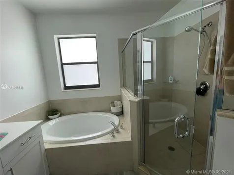 3516 W 106th Terrace Hialeah FL 33018