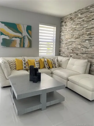 3516 W 106th Terrace Hialeah FL 33018