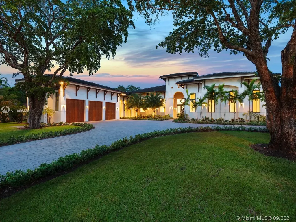 8341 SW 54th Avenue Miami FL 33143
