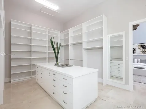 8341 SW 54th Avenue Miami FL 33143