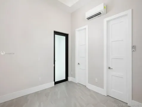 8341 SW 54th Avenue Miami FL 33143