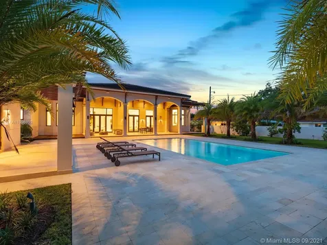 8341 SW 54th Avenue Miami FL 33143