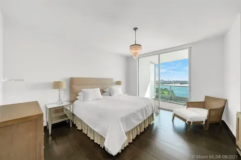 900 Biscayne Boulevard Miami FL 33132