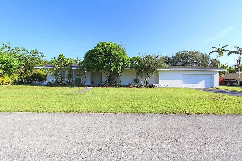 8265 SW 105th Street Miami FL 33156