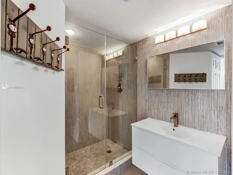 7135 Collins Avenue Miami Beach FL 33141