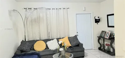 925 NE 122nd Street North Miami FL 33161