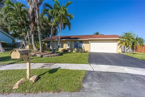 2853 NW 108th Avenue Sunrise FL 33322