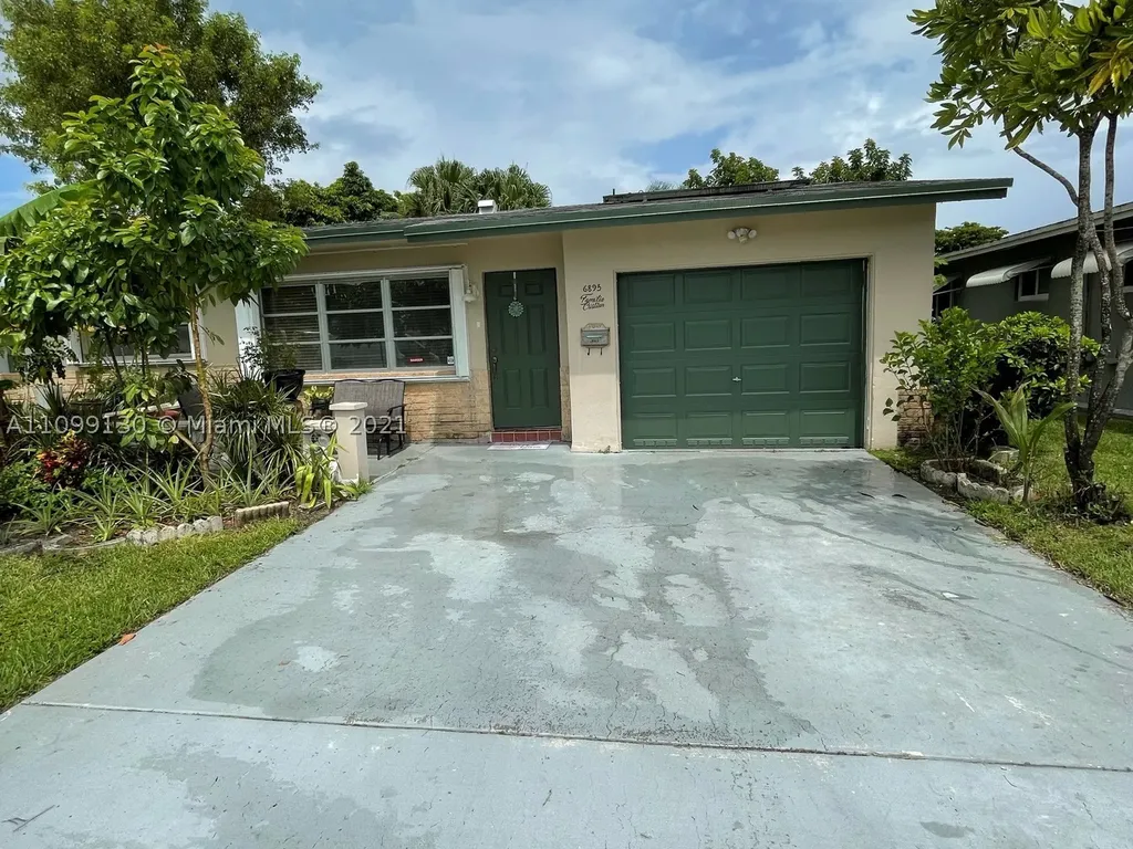 6895 NW 11th Court Margate FL 33063