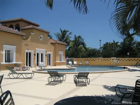 6709 N Kendall Drive Pinecrest FL 33156