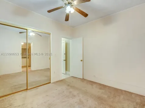 43 NW 48th Place Miami FL 33126