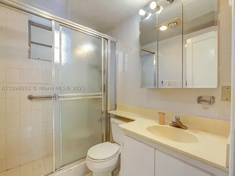 43 NW 48th Place Miami FL 33126