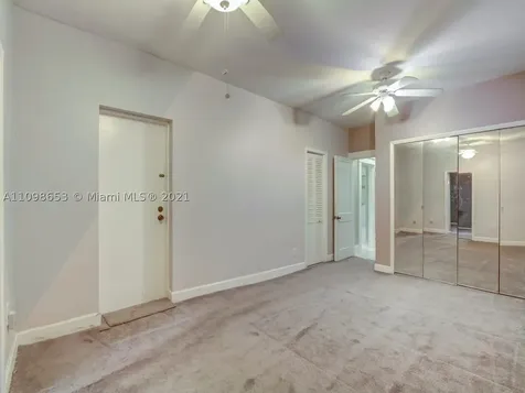 43 NW 48th Place Miami FL 33126