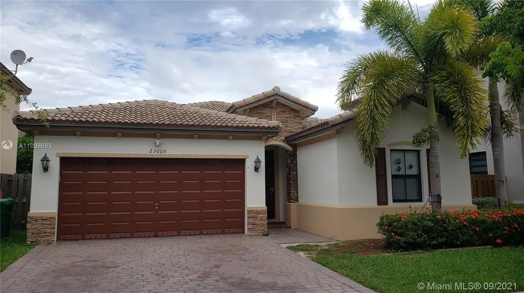 23005 SW 105th Court Cutler Bay FL 33190