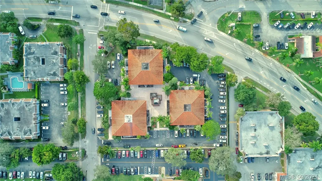 9117 SW 87th Avenue Miami FL 33176
