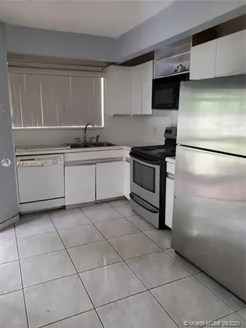11121 SW 13th Street Pembroke Pines FL 33025