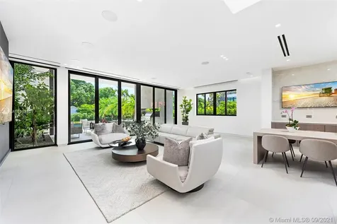 3175 Prairie Avenue Miami Beach FL 33140