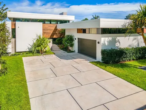 3175 Prairie Avenue Miami Beach FL 33140