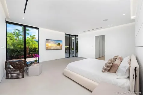 3175 Prairie Avenue Miami Beach FL 33140