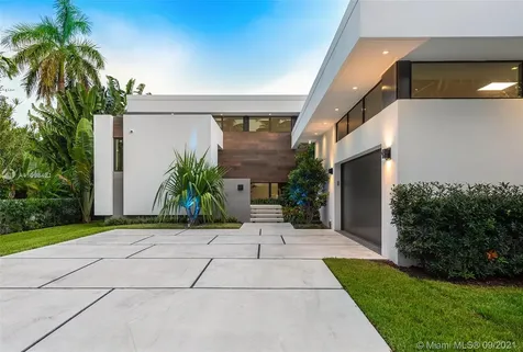 3175 Prairie Avenue Miami Beach FL 33140