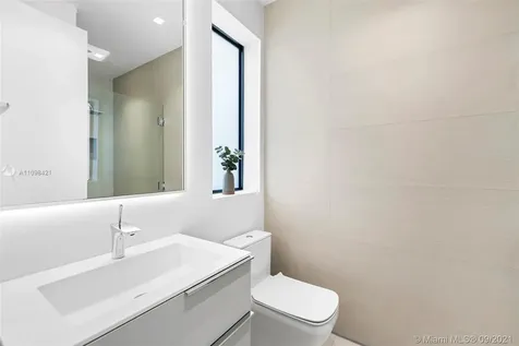 3175 Prairie Avenue Miami Beach FL 33140