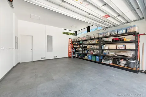 3175 Prairie Avenue Miami Beach FL 33140