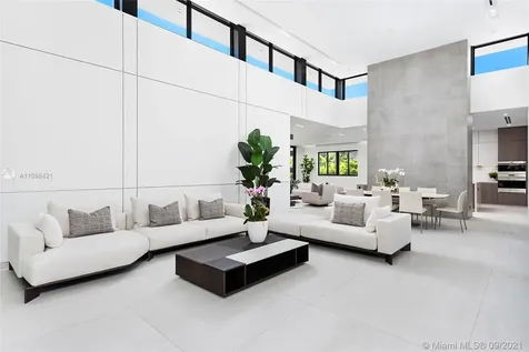 3175 Prairie Avenue Miami Beach FL 33140