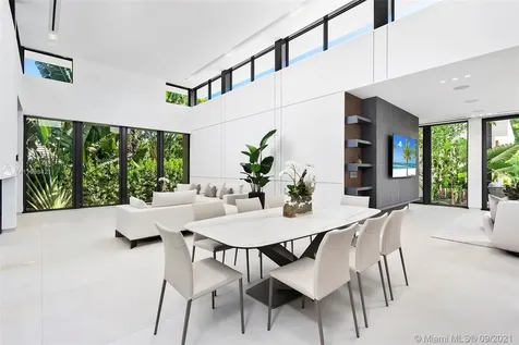 3175 Prairie Avenue Miami Beach FL 33140