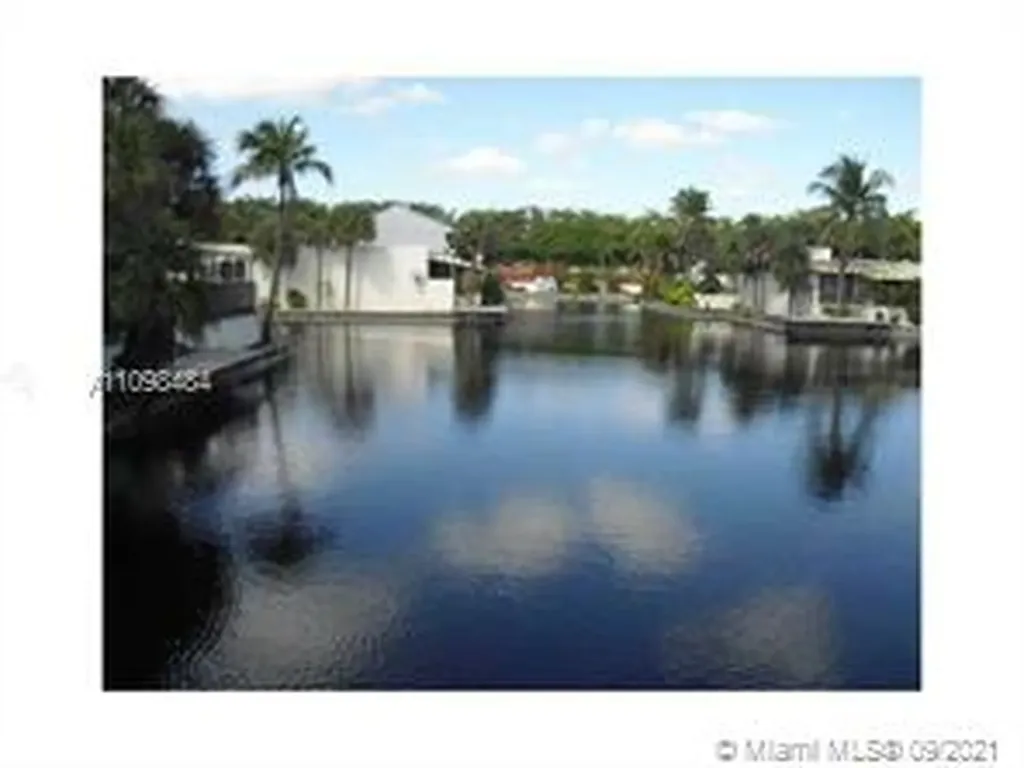 6427 Windmill Gate Road Miami Lakes FL 33014