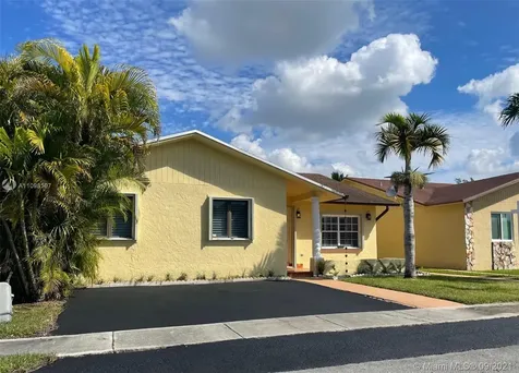 8931 SW 69th Street Miami FL 33173