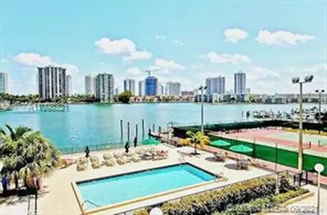 2750 NE 183rd Street Aventura FL 33160