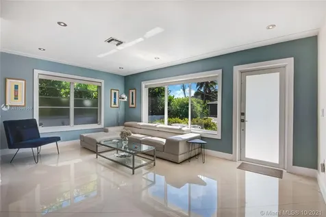 8835 Carlyle Avenue Surfside FL 33154