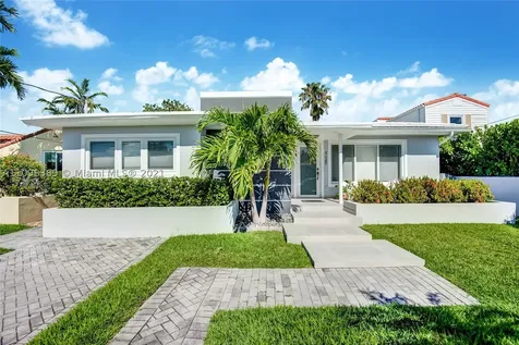 8835 Carlyle Avenue Surfside FL 33154