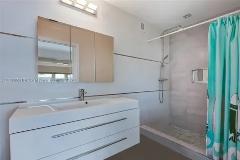 8835 Carlyle Avenue Surfside FL 33154