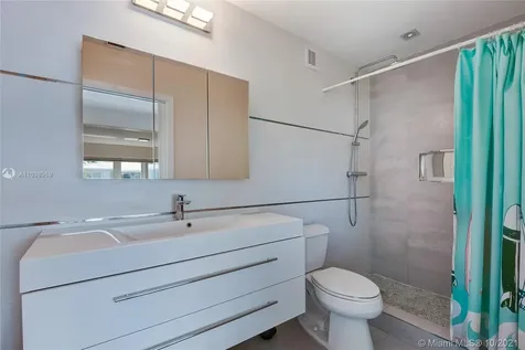 8835 Carlyle Avenue Surfside FL 33154